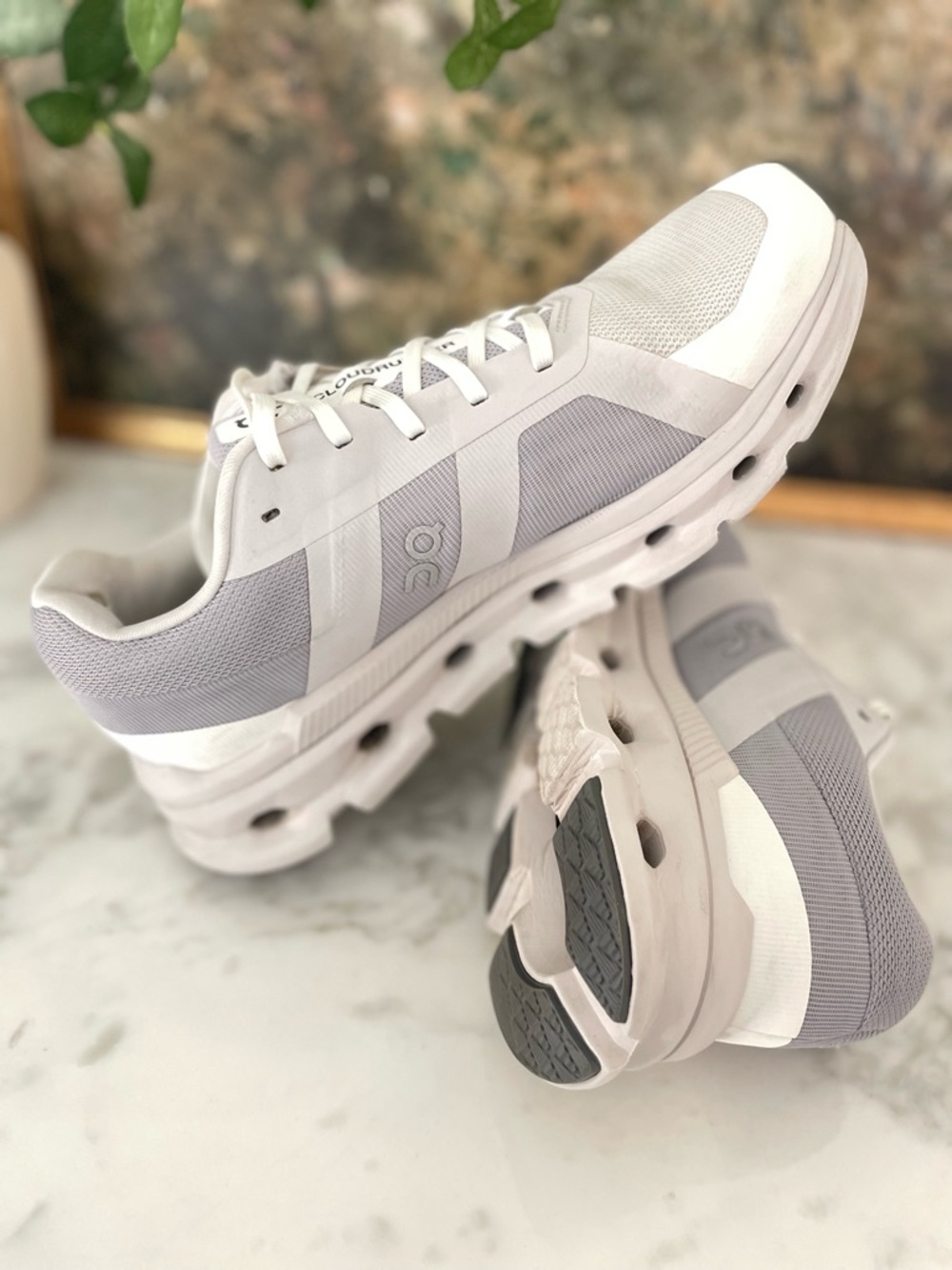 On Cloudrunner Running Shoes Womens Size 8 White & Gray Comfort Walking - Picture 7 of 8